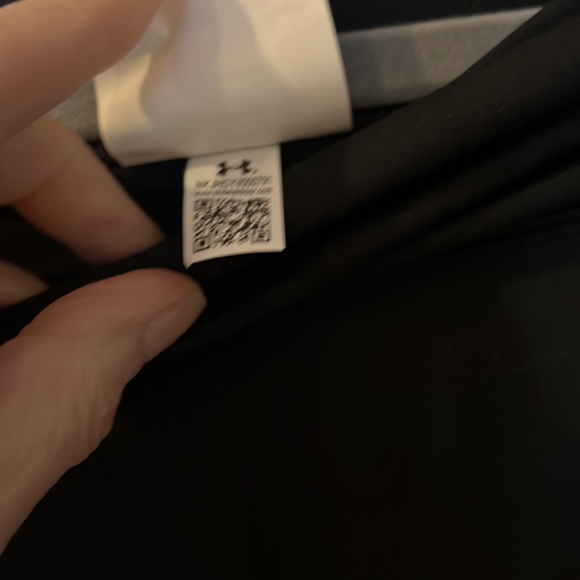 Under armor size medium, boot, cut pants - Picture 3 of 5